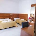 Villaggio Turistico La Mantinera - 아파트호텔 3*