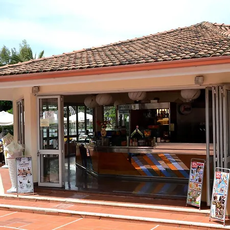 Villaggio Turistico La Mantinera - 3*