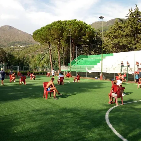 Villaggio Turistico La Mantinera - מלון דירות 3*