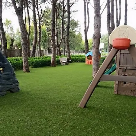 アパートホテル Villaggio Turistico La Mantinera - プラーイア・ア・マーレ