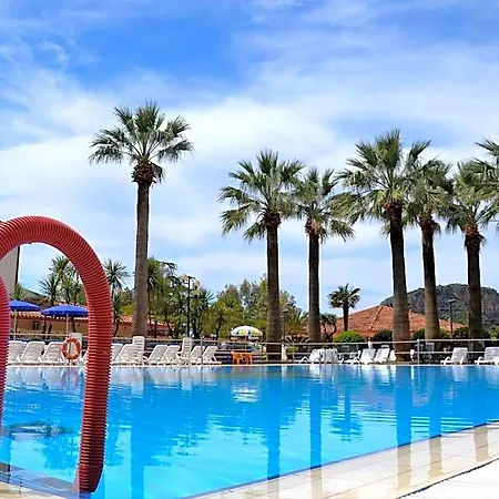 Villaggio Turistico La Mantinera - Ξενοδοχείο με διαμερίσματα