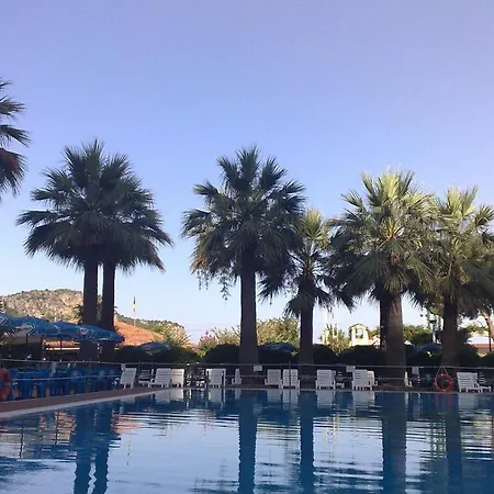 Apartmanhotel Villaggio Turistico La Mantinera - Praia a Mare
