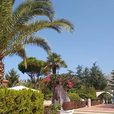 Villaggio Turistico La Mantinera -