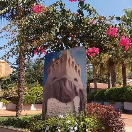 Villaggio Turistico La Mantinera - 아파트호텔