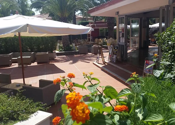 Lägenhetshotell Villaggio Turistico La Mantinera -