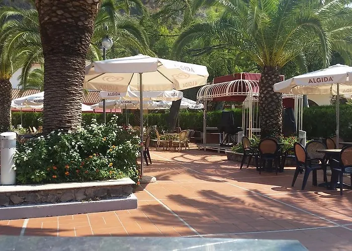 Villaggio Turistico La Mantinera - Aparthotel