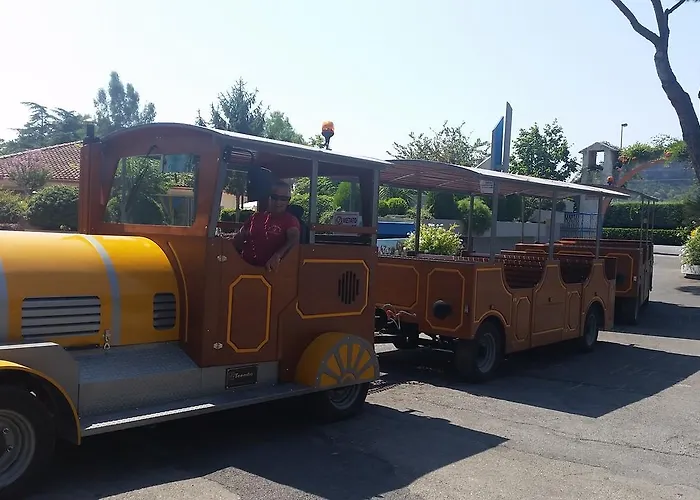 Aparthotel Villaggio Turistico La Mantinera - 3*