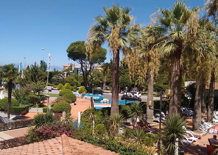 Villaggio Turistico La Mantinera - Lägenhetshotell Praia a Mare