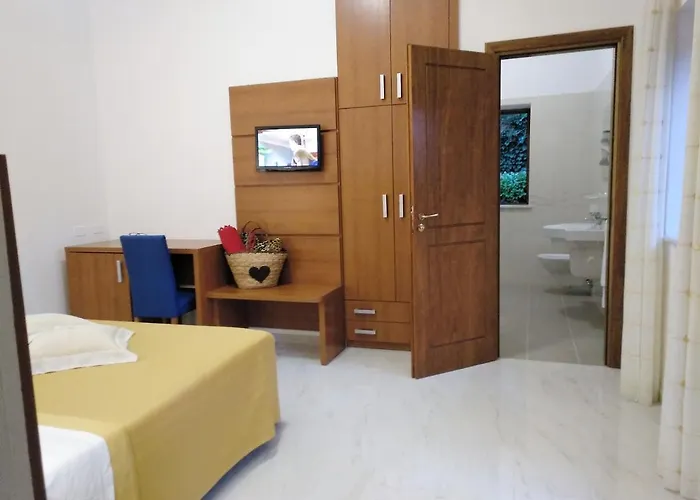 Villaggio Turistico La Mantinera - Aparthotel 3*